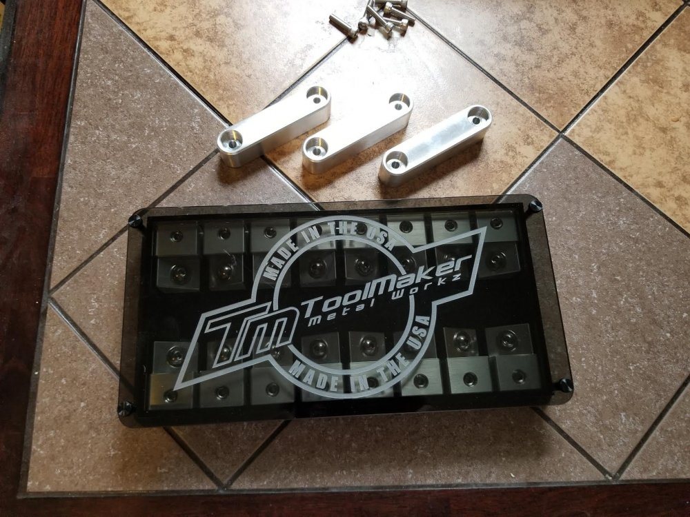 fuse block 2.jpg