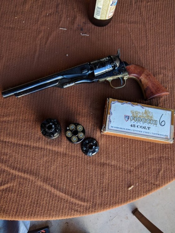 pistol1.jpg