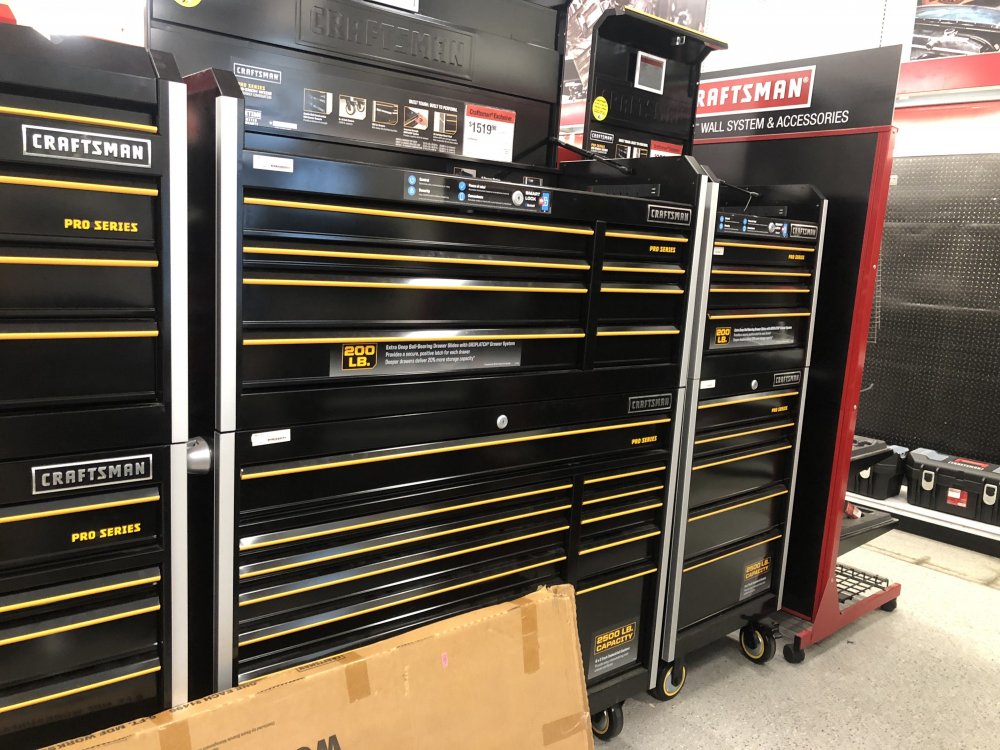 New Craftsman Pro series (52" and 26") tool boxes this thing is