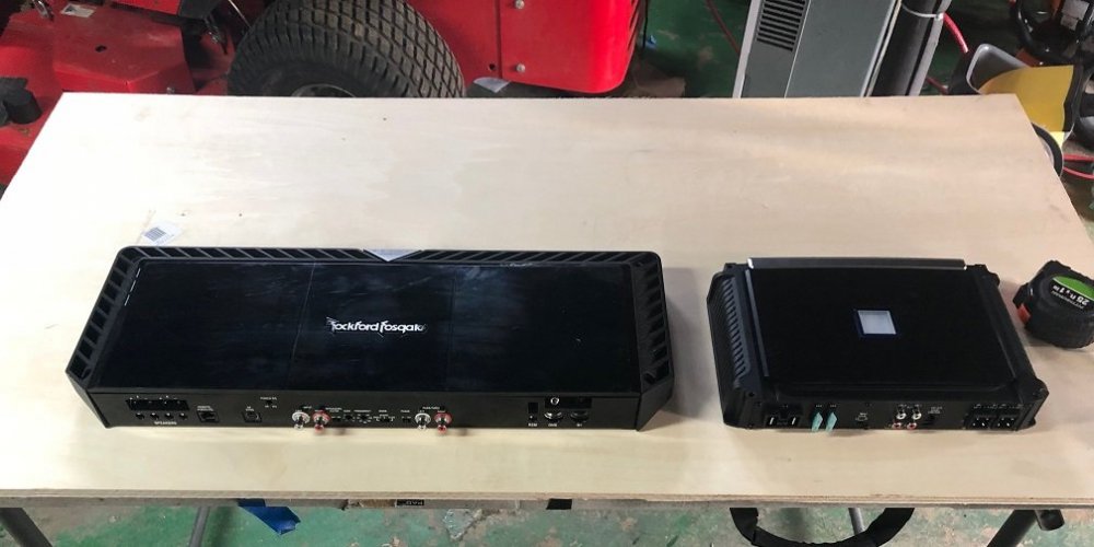 amp rack1.JPG