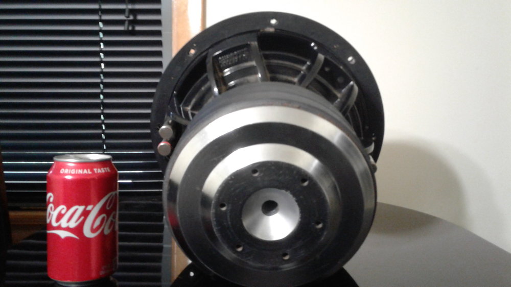 Trying to identify Sundown sub to order correct recone kit Sundown