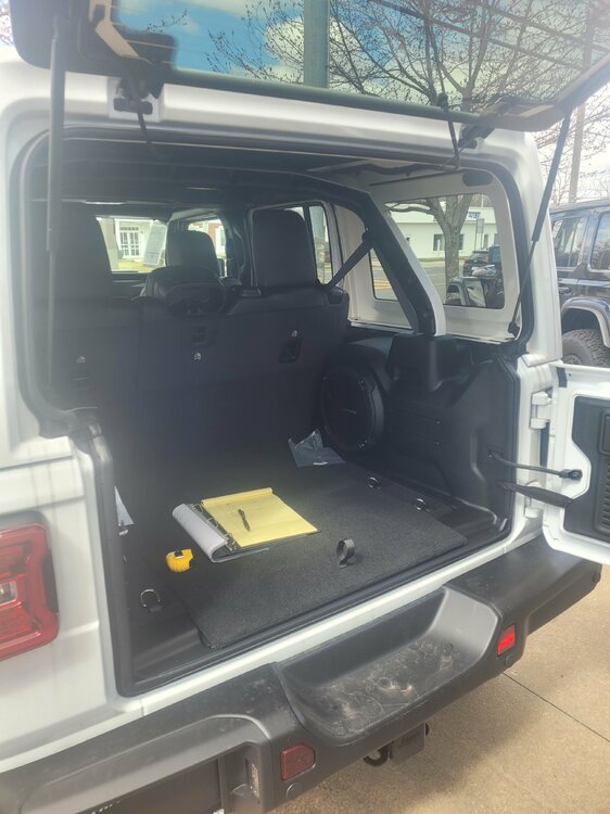 1.  Rear Trunk Image .jpg