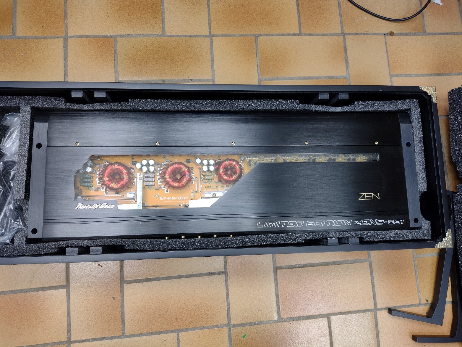 Phoenix Gold Zen 9 install for Toyota Avensis Turbo 4x4 - SQ