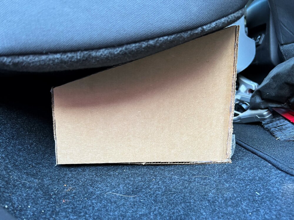 1076832533_box1.thumb.jpg.ff9a60804a1ace3260f9ffd506d631a4.jpg