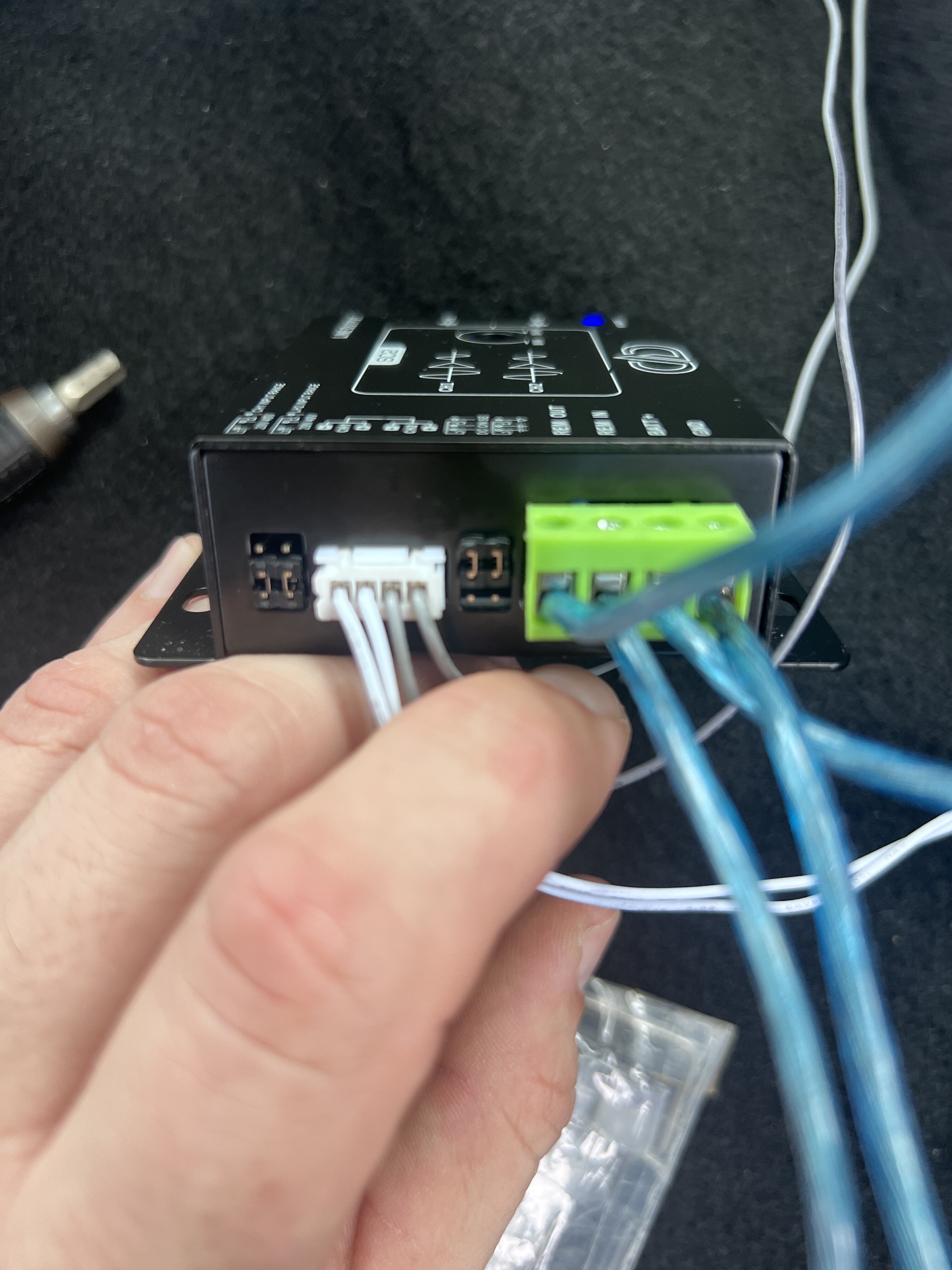 RF T2500 not powering on, too low volts from LOC, can someone help